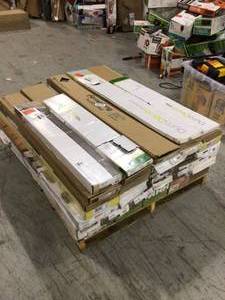 28 Boxes of  Mixed and Assorted Flooring Custiomer Returns See Pictures