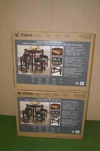 lot 4 image: 5 Piece Game Top Dining Set - Checkers and Chess