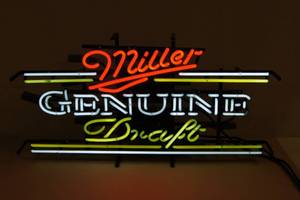 lot 20 image: Miller Genuine Draft 3 Color Neon Beer Sign