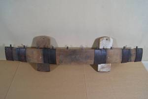 lot 40 image: Whisky Barrel Tap Rail