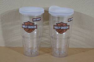 lot 70 image: 2 Harley Davidson Travel Cups