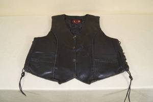 lot 88 image: IDK Ladies Black Leather Vest - Size XL