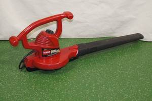 lot 108 image: Toro Electric Ultra BlowerVac