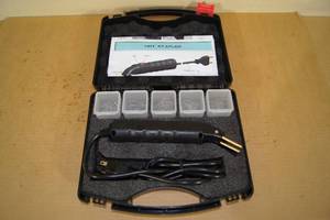 lot 94 image: Hot Stapler Kit