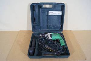 lot 95 image: Hitachi DV-16VSS 58 Corded Hammer Drill in Case
