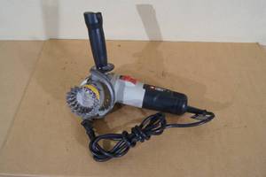 lot 96 image: Porter Cable PCE810 Corded Angle Grinder