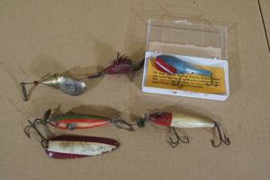 lot 125 image: Vintage Fishing Lures