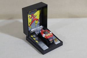 lot 137 image: Vintage Mighty Morphin Power Rangers Game Watch - Red Ranger