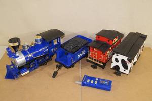 lot 146 image: 102 Dalmatians Remote Control Train Set