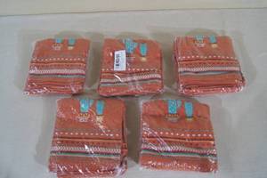 lot 179 image: DII Southwest Theme Kitchen Towels
