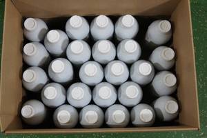 lot 182 image: Box of CatchEm Sticky Trap Spray