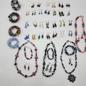 lot 42 image: Beautiful 42 Pieces of Handmade Jewelry All One-Of-A-Kind