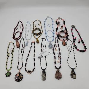 lot 38 image: Beautiful 27 Pieces of Handmade Jewelry All One-Of-A-Kind