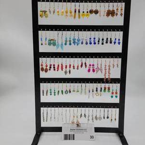 lot 33 image: Beautiful 60 Pieces of Assorted Handmade Earring Sets All One-Of-A-Kind (II)