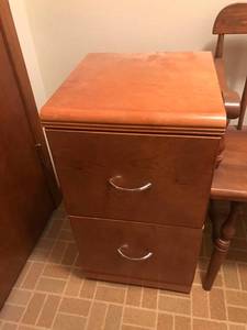 lot 38 image: Pair of File Cabinets