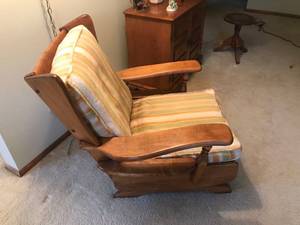 lot 57 image: Rocking Chair