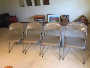 lot 64 image: 4 Folding Chairs
