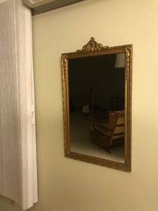 lot 78 image: Mirror