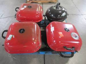WHOLESALE MIXED PALLET OF MISCELLANEOUS BBQ GRILLS (MISSING PARTS)