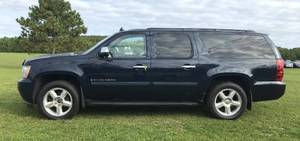 2008 Chevy Suburban LTZ 4X4