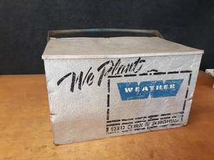 lot 66 image: Vintage Aluminum and Galvanized Steel Cooler Weather Seed Corn & Sorghum - NO SHIPPING