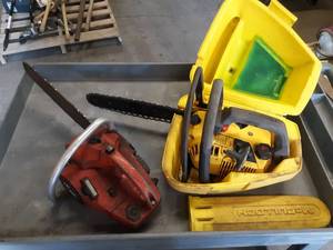lot 232 image: McCulloch and Lil Jon Chainsaws - Parts or repair - Both pull over - NO SHIPPING