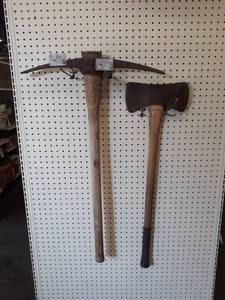 lot 242 image: Vintage 2 Headed Axe and Pick Axe - NO SHIPPING