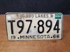lot 639 image: 1966 Minnesota License Plate  - SHIPPING AVAILABLE