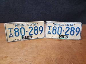 lot 644 image: 1980 Minnesota License Plates - Matched Set  - SHIPPING AVAILABLE