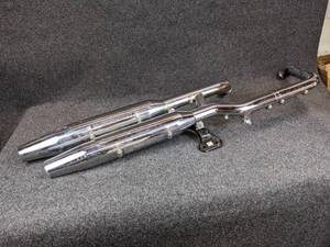 lot 151 image: Harley-Davidson Chrome Mufflers 64710-08B - 64709-08B - HARFXS15841688 - NO SHIPPING