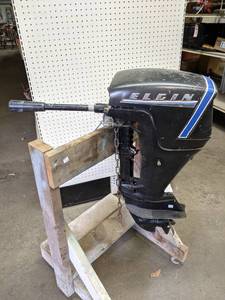 lot 159 image: Vintage ELGIN 7.5HP Boat Motor - Model 574.60080 Serial 61600710-8179 - NO SHIPPING