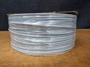 lot 165 image: NEW 2000 Roll of PEX Tubing 14 OD and 316 ID - SHIPPING AVAILABLE