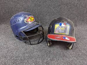 lot 174 image: Pair of Rawlings Youth Baseball Helmets - SHIPPING AVAILABLE