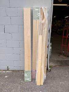 lot 193 image: 36 Piece Lot of Hardwood Flooring - Canadian Hard Maple - 716 x 3 x 72 - NO SHIPPING