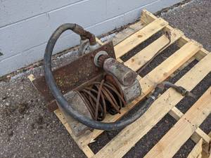 lot 227 image: Hydraulic Ramsey Winch - NO SHIPPING