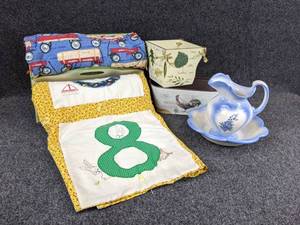 lot 633 image: Lot of Home Dcor and Vintage Handmade Quilts - NO SHIPPING