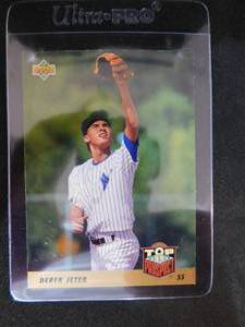 lot 81 image: 1993 Upper Deck Derek Jeter Rookie Card #449 LK