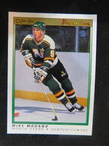 lot 127 image: 1990-91 O-Pee-Chee Premier Mike Modano Rookie Card #74