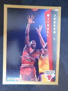 lot 145 image: 1992-93 Fleer Michael Jordan #32