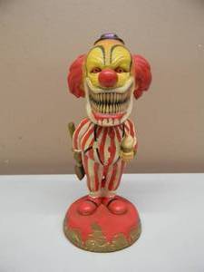 lot 12 image: RARE CREATIONS 2002 ADAMS APPLE SCARY CLOWN BOBBLEHEAD - APPROX 8 - SEE PICTURES