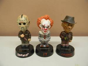 lot 44 image: AWESOME SET OF 3 - PENNYWISE - JASON - FREDDIE KRUGER - SOLAR BOBBLEHEADS - APPROX 6 - SEE PICTURES