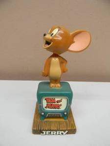 lot 51 image: RARE - FUNKO JERRY FROM TOM AND JERRY BOBBLEHEAD - AWESOME PIECE - APPROX 6 - SEE PICTURES