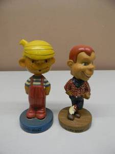 lot 69 image: VINTAGE NATIONAL BRODCASTING CO. HOWDY DOODY & BOSLEY BOBBERS DENNIS the MENACE - NICE - VERY COOL PIECES - SEE PICTURES
