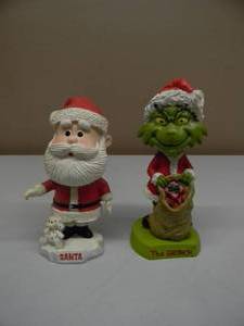 lot 72 image: VINTAGE UNIVERSAL STUDIOS THE GRINCH & BD&A SANTA BOBBLEHEAD FIGURES  - NICE - VERY COOL PIECES - SEE PICTURES