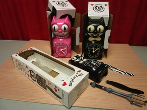 lot 350 image: KIT-CAT CLOCKS, KITTY-CAT CLOCK, FOR PARTS