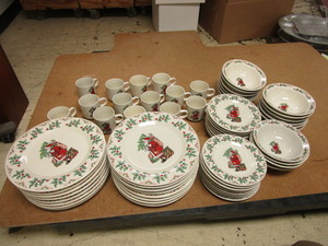 lot 365 image: GIBSON HOUSEWARES SANTA  CHRISTMAS CHINA DISHWARE SET - 62 PIECES TOTAL