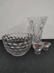 Collection of Crystal and Glass Dcor