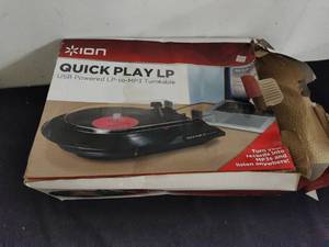 Ion Quick Play USB Powered LP to MP3 Turntable