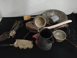 Collection of Vintage Kitchen Items