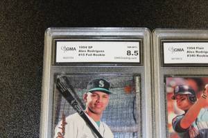 lot 8 image: 1994 Alex Rodriguez Rookie Card Lot of 3  SP - Upper Deck - Flair  GMA 8.5 & 10